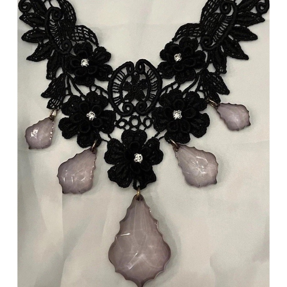 Victorian Gothic Embroidered Lace Choker Necklace Clear Teardrop Pendants Black